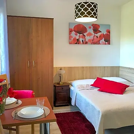 Maris Bed & Breakfast 3*