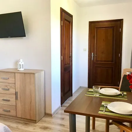 Maris Bed and Breakfast 3*